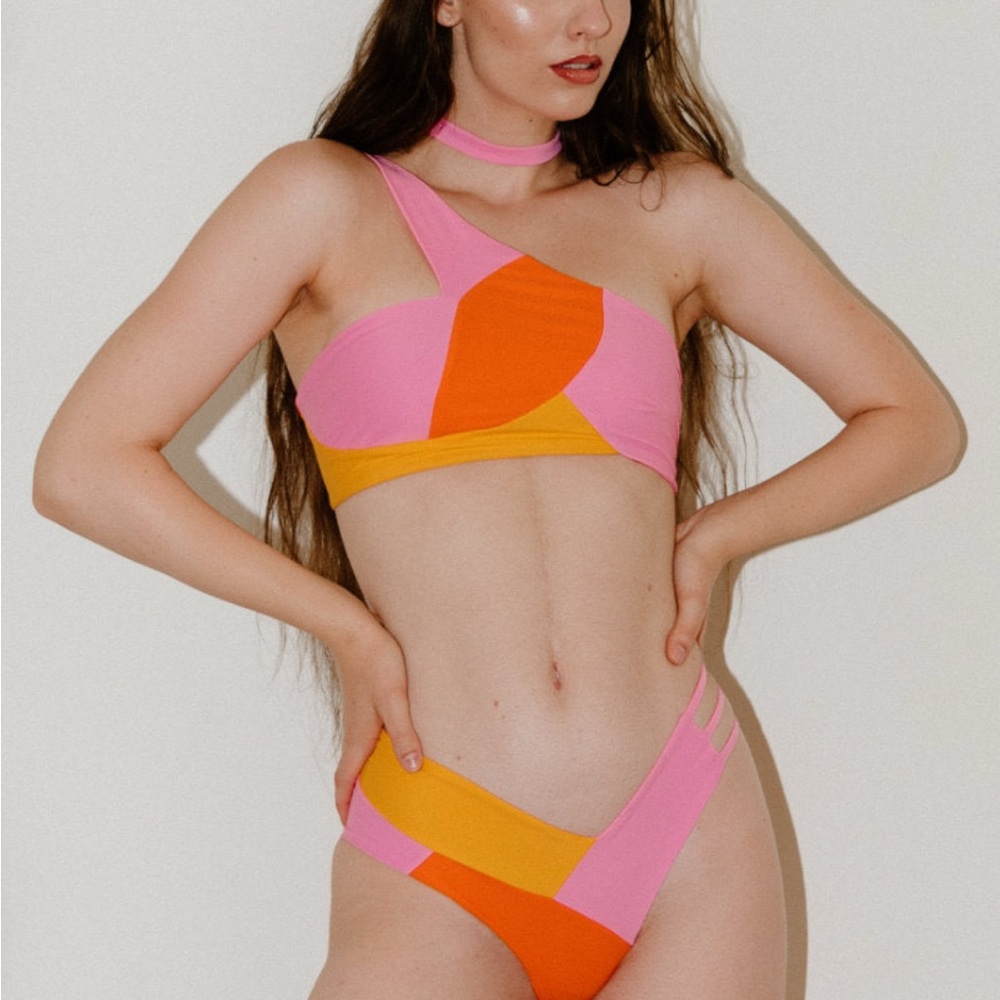 Fanna Flower Pole Wear Set
